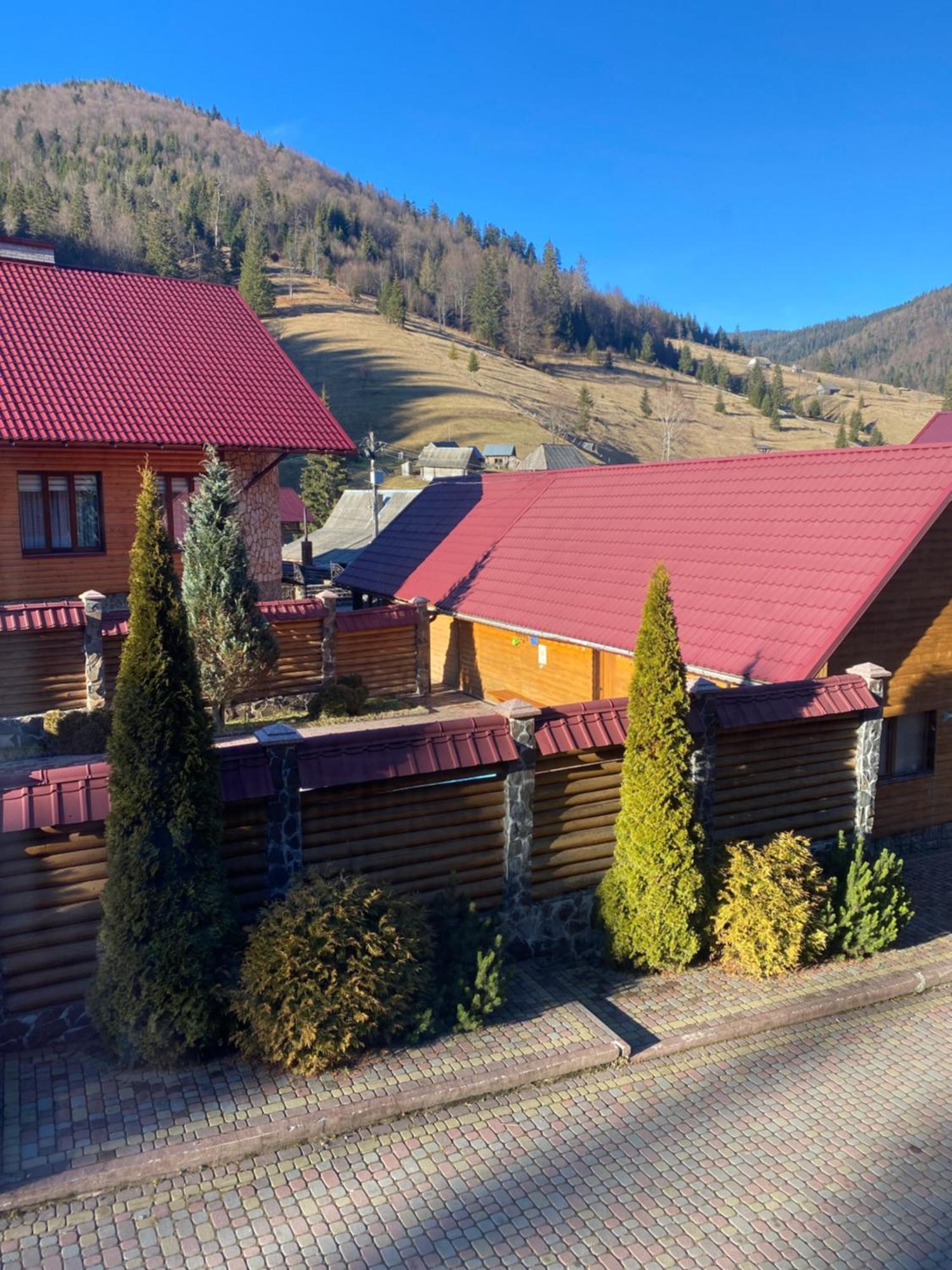 Арніка Hotel Synevyrsʼka Polyana Exterior foto