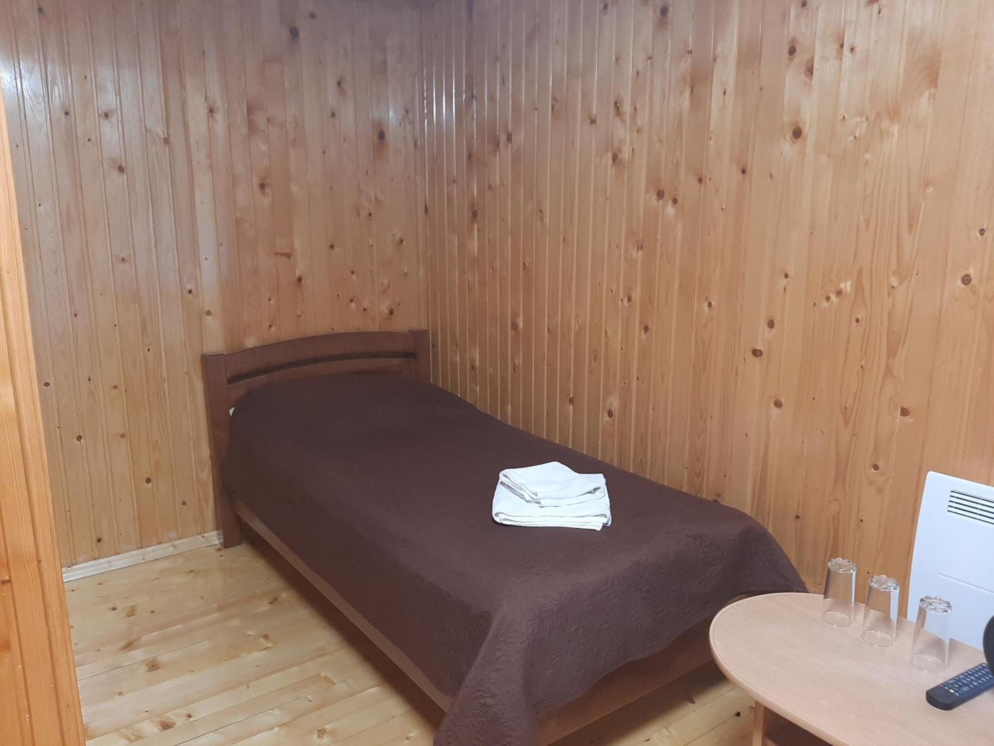 Арніка Hotel Synevyrsʼka Polyana Exterior foto