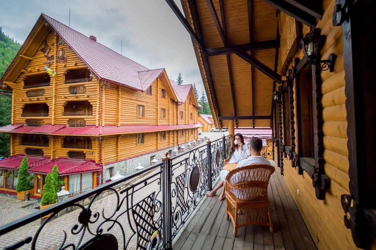 Арніка Hotel Synevyrsʼka Polyana Exterior foto